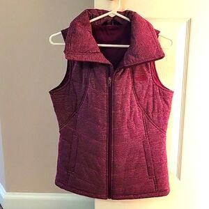 North Face vest - ladies quilted vest - size Small - like new!